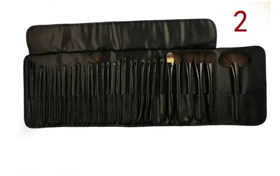 32-Piece Black Synthetic Fiber Makeup Brush Set Ferdigstelt
